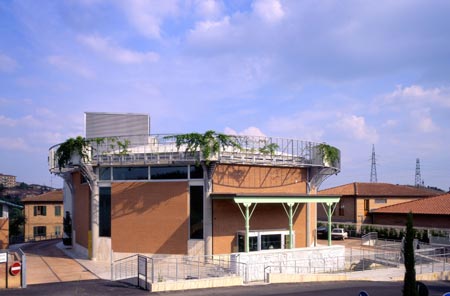 Sede Centrale della Banca di Monteriggioni
LocalitÃ  Fontebecci - Siena
(1995 - 2011)