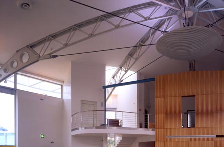 Sede Centrale della Banca di Monteriggioni
LocalitÃ  Fontebecci - Siena
(1995 - 2011)