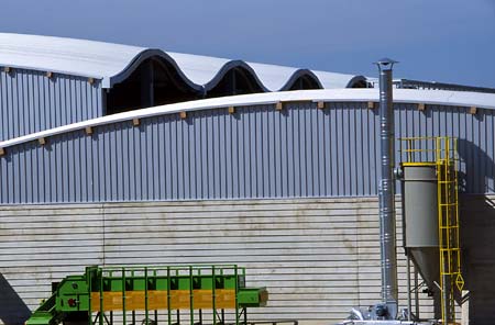 Composting, recycling and waste processing plant

LocalitÃ  Le Cortine

(2002)