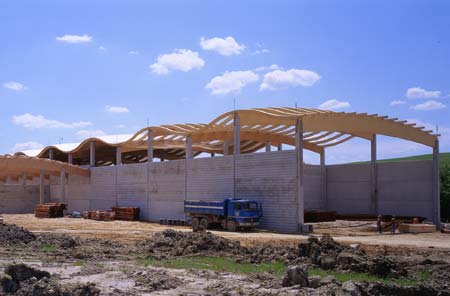 Composting, recycling and waste processing plant

LocalitÃ  Le Cortine

(2002)