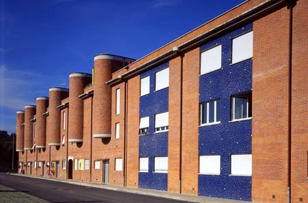 Edifici residenziali 

LocalitÃ  Ruffolo - Siena

(1997)