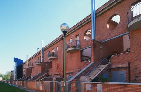 Edifici residenziali 

LocalitÃ  Ruffolo - Siena

(1997)