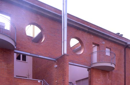Edifici residenziali 

LocalitÃ  Ruffolo - Siena

(1997)