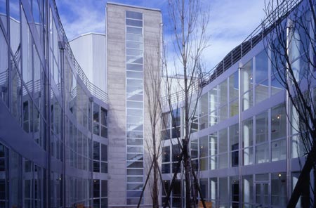 Residenza Universitaria  
Quartiere S. Miniato - Siena
(2001)