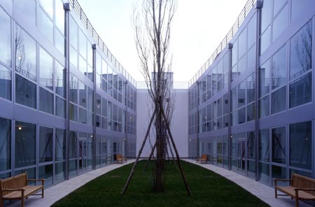 Residenza Universitaria  
Quartiere S. Miniato - Siena
(2001)