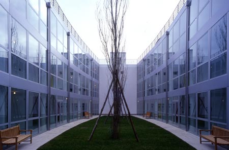 Residenza Universitaria  
Quartiere S. Miniato - Siena
(2001)