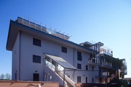 Edifici residenziali
Area ex Salcis - Siena
(2002)
