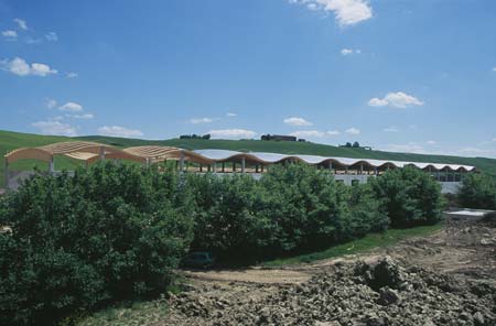 Impianto di compostaggio e selezione dei rifiuti  

LocalitÃ  Le Cortine,  Comune di Asciano (SI)

(2002 - 2010)