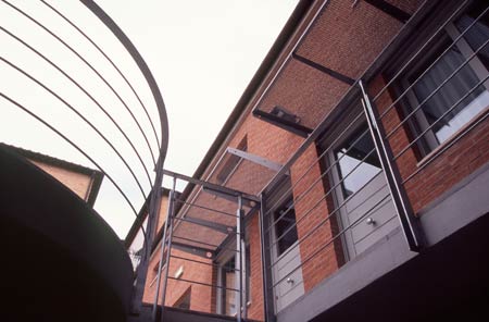 RESIDENZA UNIVERSITARIA EX MASIGNANI
  (Anni 2002 - 2008)