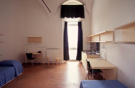 RESIDENZA UNIVERSITARIA EX MASIGNANI
  (Anni 2002 - 2008)